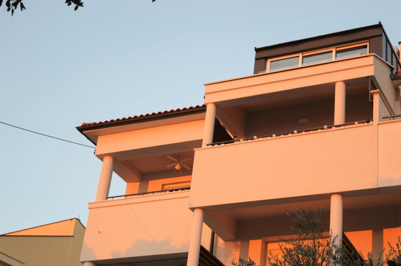 Nirvana Crikvenica Exterior foto